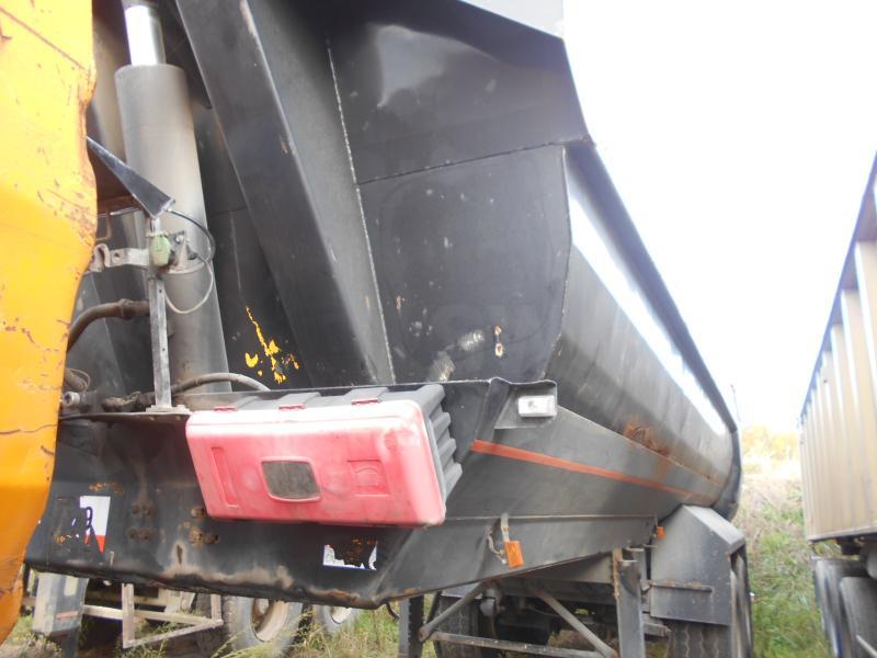 Kaiser - Kiper poluprikolica: slika Kaiser - Kiper poluprikolica Kaiser - Kiper poluprikolica: slika Kaiser - Kiper poluprikolica