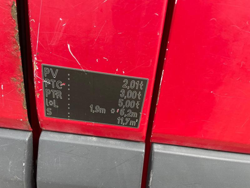 Mercedes Sprinter 209 CDI - Furgon: slika Mercedes Sprinter 209 CDI - Furgon Mercedes Sprinter 209 CDI - Furgon: slika Mercedes Sprinter 209 CDI - Furgon