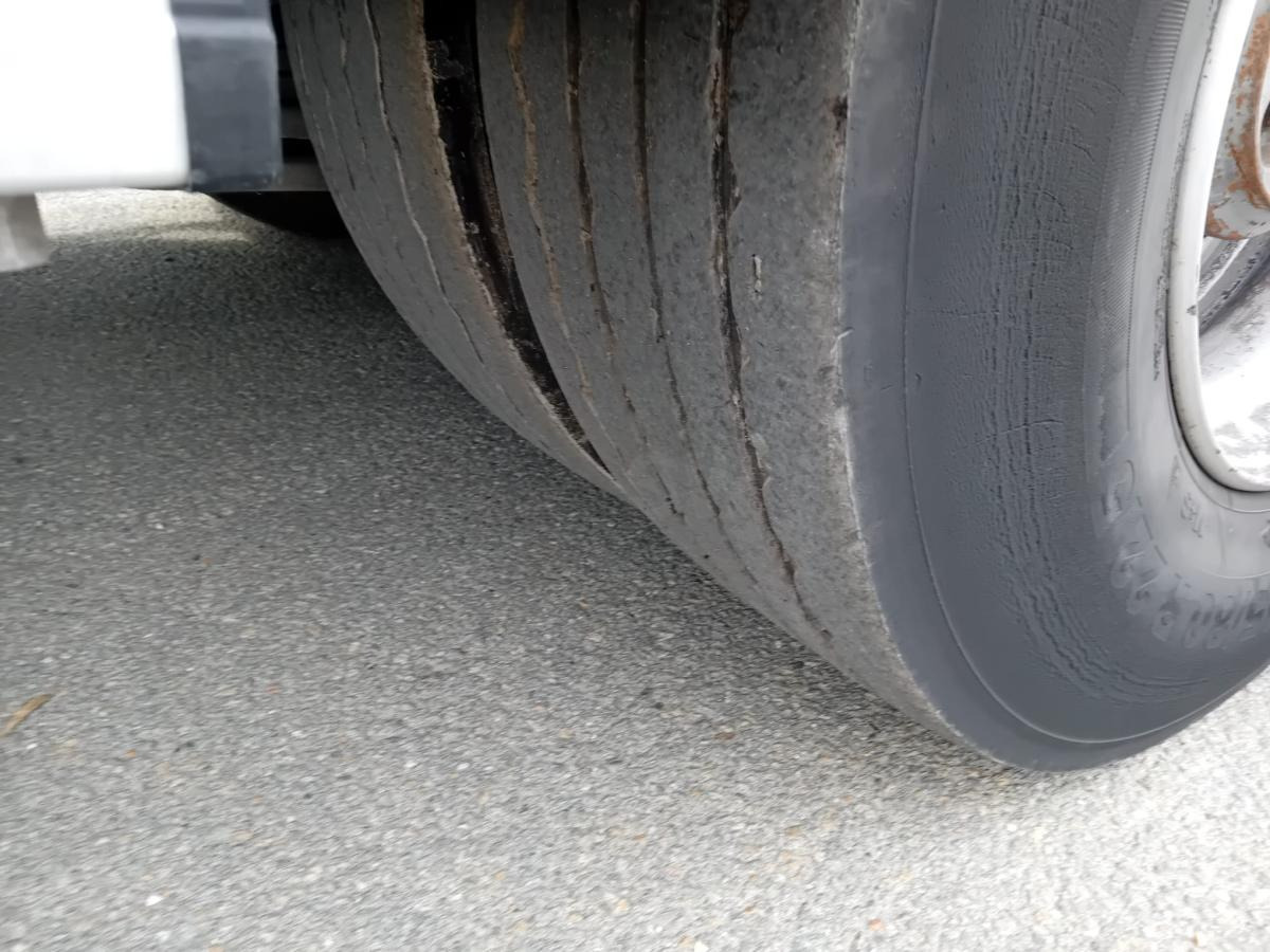 Renault D26 - Kamion za odvoz smeća: slika Renault D26 - Kamion za odvoz smeća Renault D26 - Kamion za odvoz smeća: slika Renault D26 - Kamion za odvoz smeća