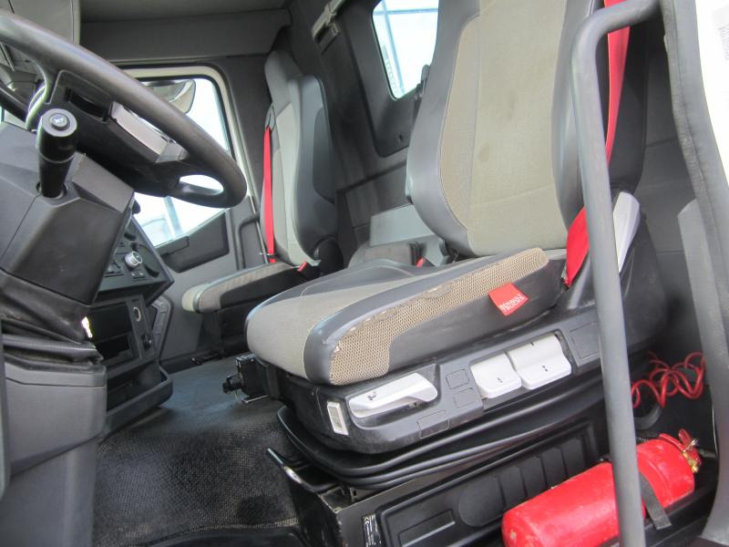 Kamion s kukastom dizalicom Renault Gamme C 380: slika Kamion s kukastom dizalicom Renault Gamme C 380