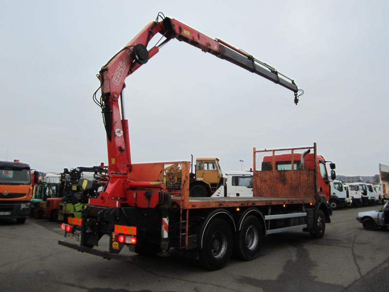 Kamion s otvorenim sandukom Renault Kerax 370 DXI: slika Kamion s otvorenim sandukom Renault Kerax 370 DXI