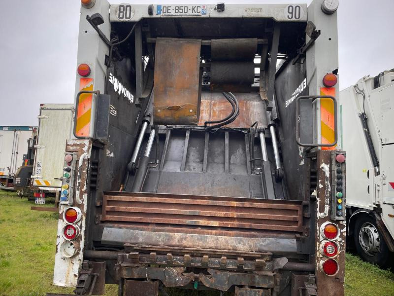 Renault Premium 280.19 DXI - Kamion za odvoz smeća: slika Renault Premium 280.19 DXI - Kamion za odvoz smeća Renault Premium 280.19 DXI - Kamion za odvoz smeća: slika Renault Premium 280.19 DXI - Kamion za odvoz smeća