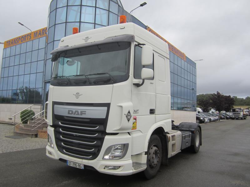 DAF XF 460 - Tegljač: slika DAF XF 460 - Tegljač DAF XF 460 - Tegljač: slika DAF XF 460 - Tegljač