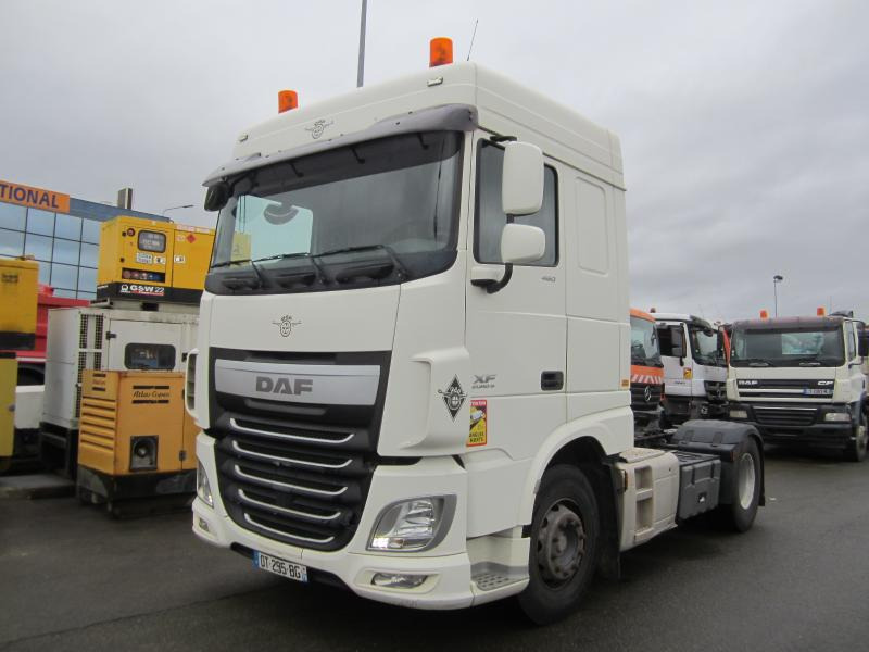 DAF XF105 460 - Tegljač: slika DAF XF105 460 - Tegljač DAF XF105 460 - Tegljač: slika DAF XF105 460 - Tegljač
