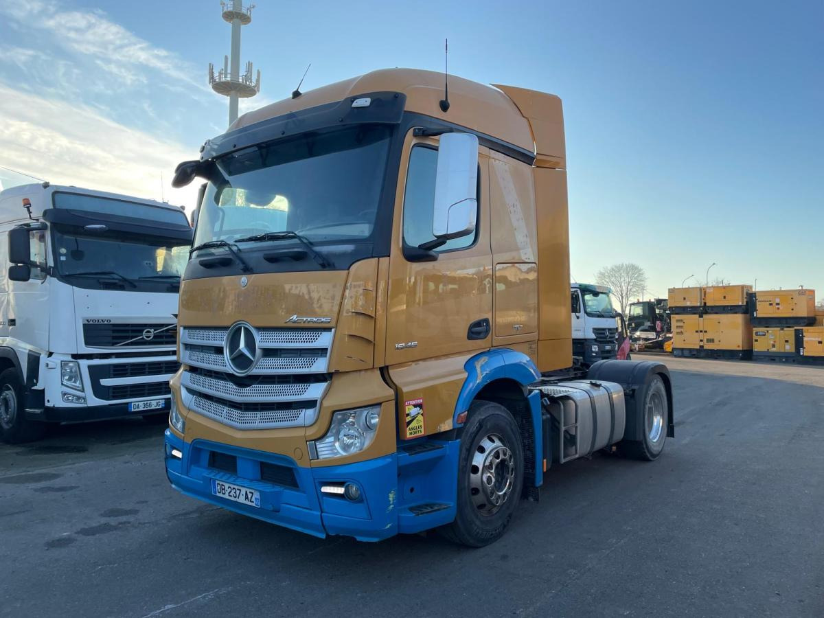 Mercedes Actros 1845 - Tegljač: slika Mercedes Actros 1845 - Tegljač Mercedes Actros 1845 - Tegljač: slika Mercedes Actros 1845 - Tegljač