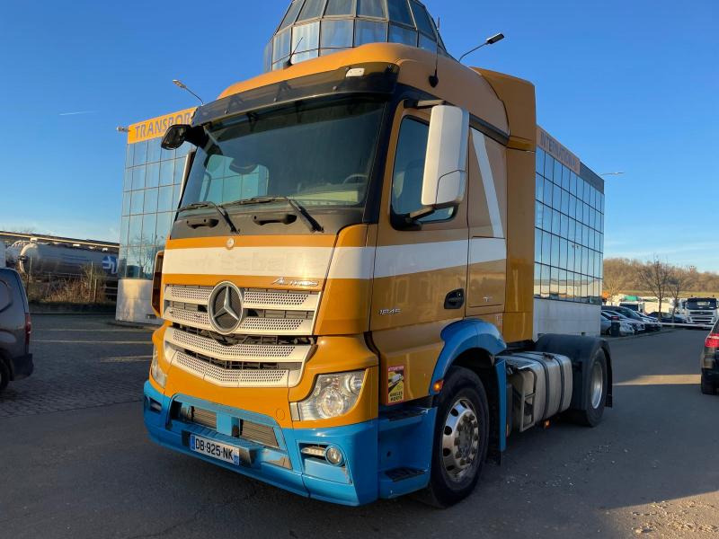 Mercedes Actros 1845 - Tegljač: slika Mercedes Actros 1845 - Tegljač Mercedes Actros 1845 - Tegljač: slika Mercedes Actros 1845 - Tegljač