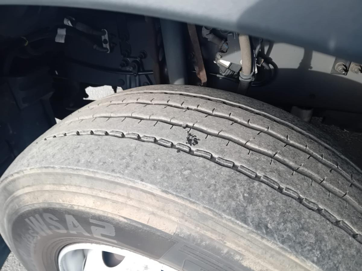 Tegljač Renault Gamme T 460: slika Tegljač Renault Gamme T 460