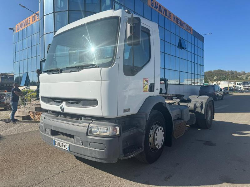 Renault Premium 370 DCI - Tegljač: slika Renault Premium 370 DCI - Tegljač Renault Premium 370 DCI - Tegljač: slika Renault Premium 370 DCI - Tegljač