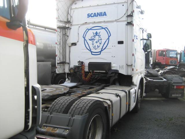 Scania L 124L420 - Tegljač: slika Scania L 124L420 - Tegljač Scania L 124L420 - Tegljač: slika Scania L 124L420 - Tegljač