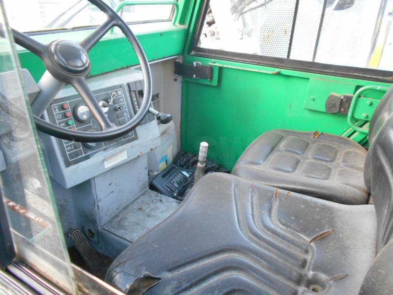 Tracma TM20D - Vučni traktor: slika Tracma TM20D - Vučni traktor Tracma TM20D - Vučni traktor: slika Tracma TM20D - Vučni traktor