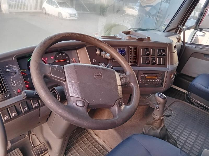 Volvo FH - Kamion s otvorenim sandukom: slika Volvo FH - Kamion s otvorenim sandukom Volvo FH - Kamion s otvorenim sandukom: slika Volvo FH - Kamion s otvorenim sandukom