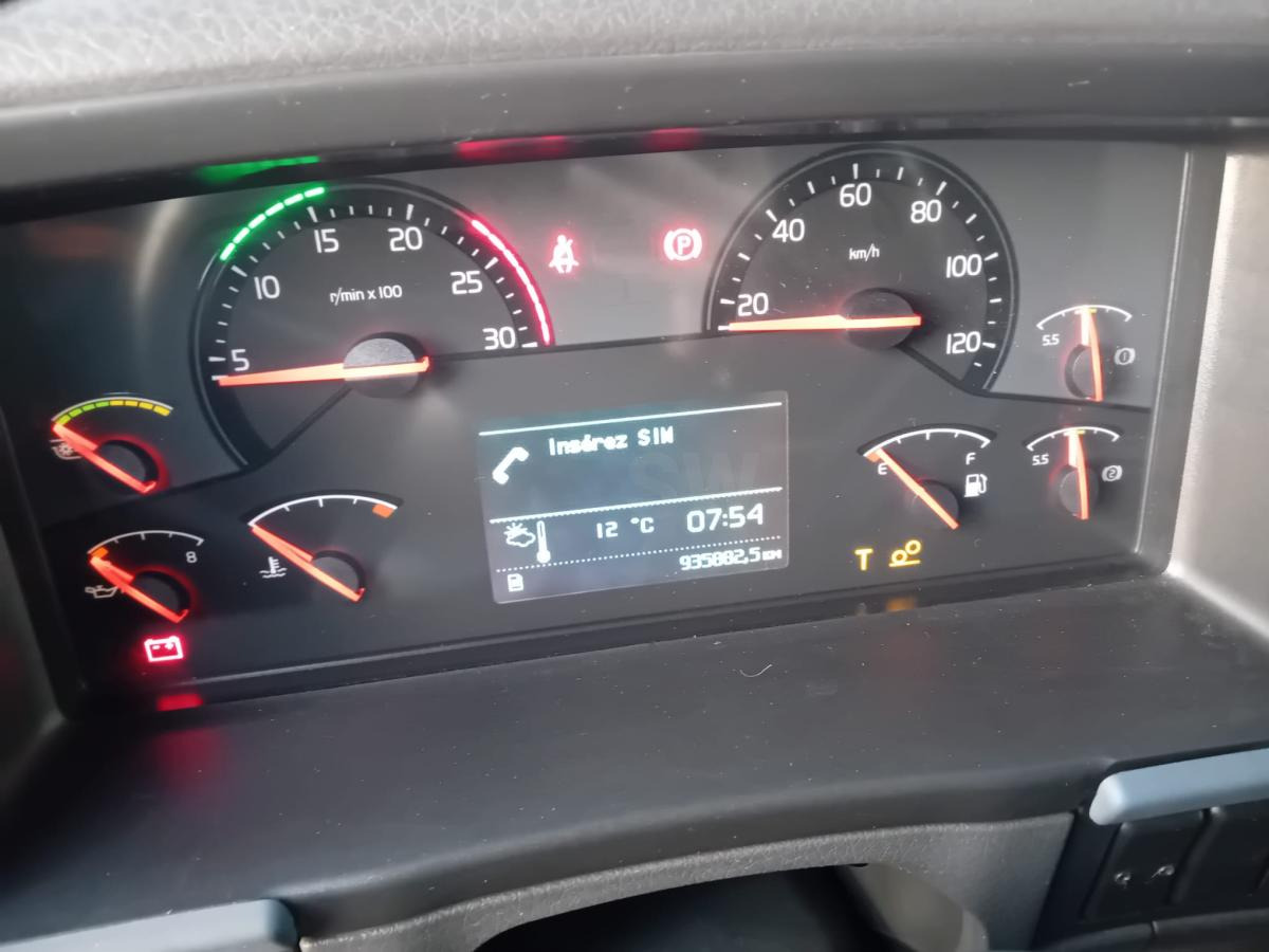 Kamion s otvorenim sandukom Volvo FH: slika Kamion s otvorenim sandukom Volvo FH