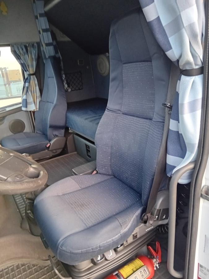 Kamion s otvorenim sandukom Volvo FH: slika Kamion s otvorenim sandukom Volvo FH