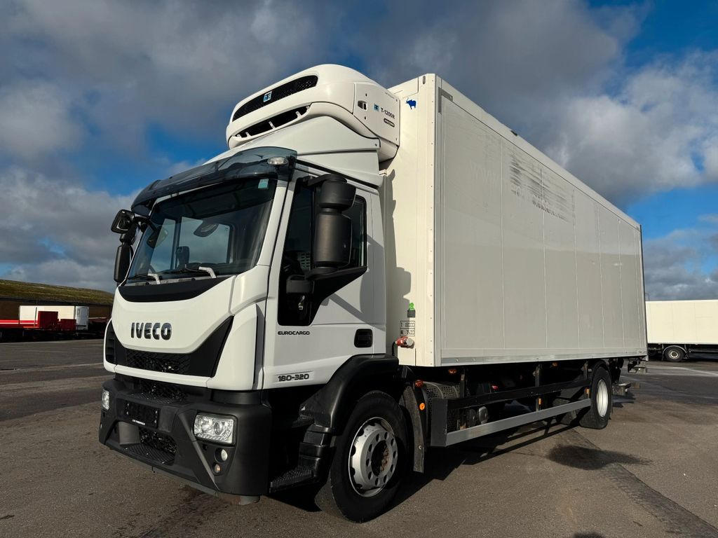 Iveco 180E32 4x2 Schmitz / Thermo King T-1200R Spectru - Kamion hladnjača: slika Iveco 180E32 4x2 Schmitz / Thermo King T-1200R Spectru - Kamion hladnjača Iveco 180E32 4x2 Schmitz / Thermo King T-1200R Spectru - Kamion hladnjača: slika Iveco 180E32 4x2 Schmitz / Thermo King T-1200R Spectru - Kamion hladnjača