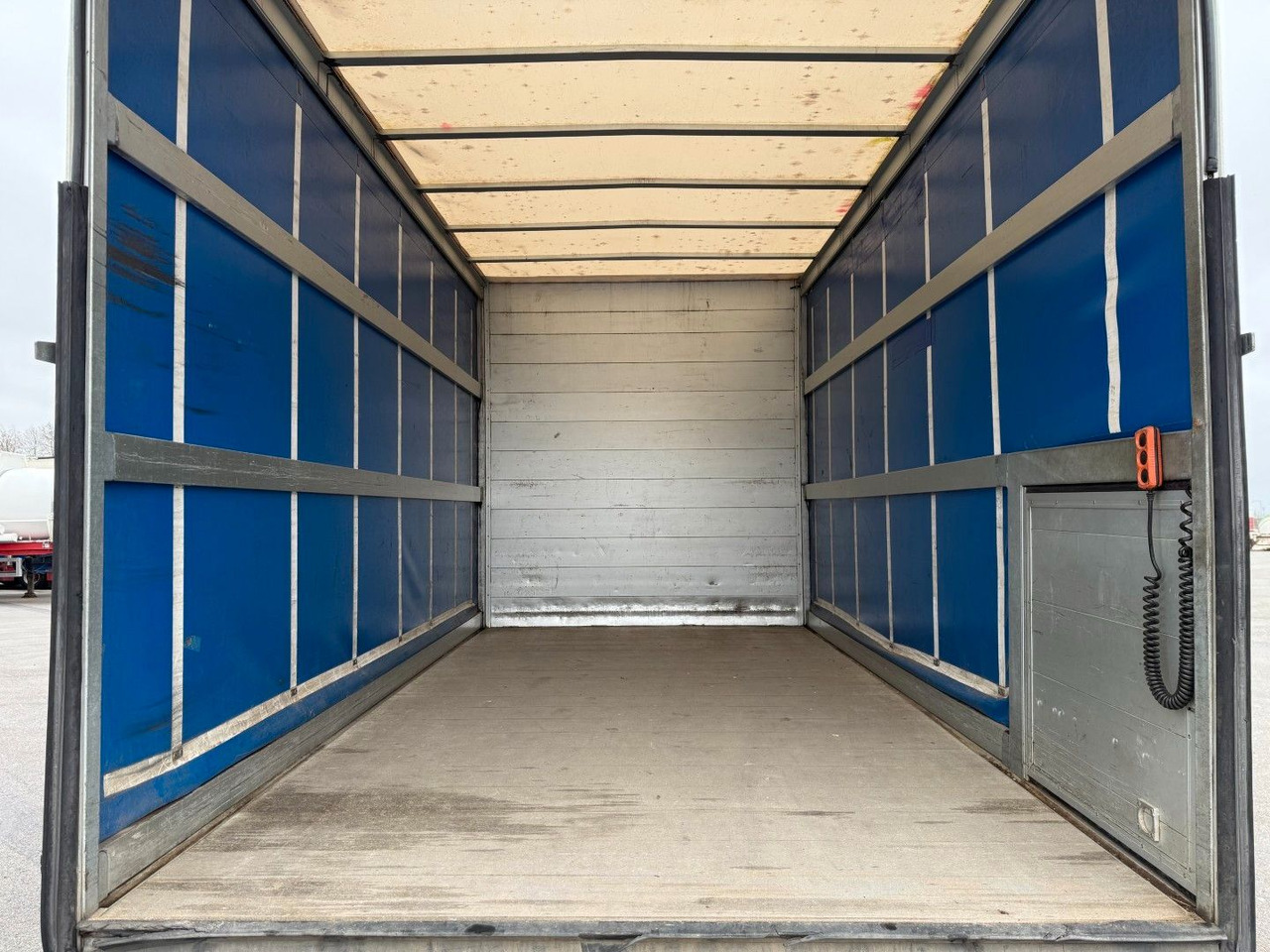 Dostavno vozilo s ceradom MAN TGE 2.0 TDI 3.180 Plane - Automat - Zepro - AC: slika Dostavno vozilo s ceradom MAN TGE 2.0 TDI 3.180 Plane - Automat - Zepro - AC Dostavno vozilo s ceradom MAN TGE 2.0 TDI 3.180 Plane - Automat - Zepro - AC: slika Dostavno vozilo s ceradom MAN TGE 2.0 TDI 3.180 Plane - Automat - Zepro - AC