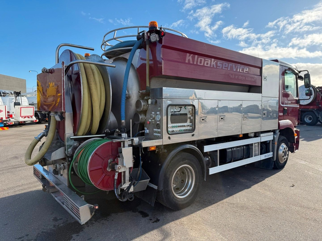 MAN TGM 14.250 VM-Tarm Stainless Steel 4000 l. Kombi - Vakum kamion: slika MAN TGM 14.250 VM-Tarm Stainless Steel 4000 l. Kombi - Vakum kamion MAN TGM 14.250 VM-Tarm Stainless Steel 4000 l. Kombi - Vakum kamion: slika MAN TGM 14.250 VM-Tarm Stainless Steel 4000 l. Kombi - Vakum kamion