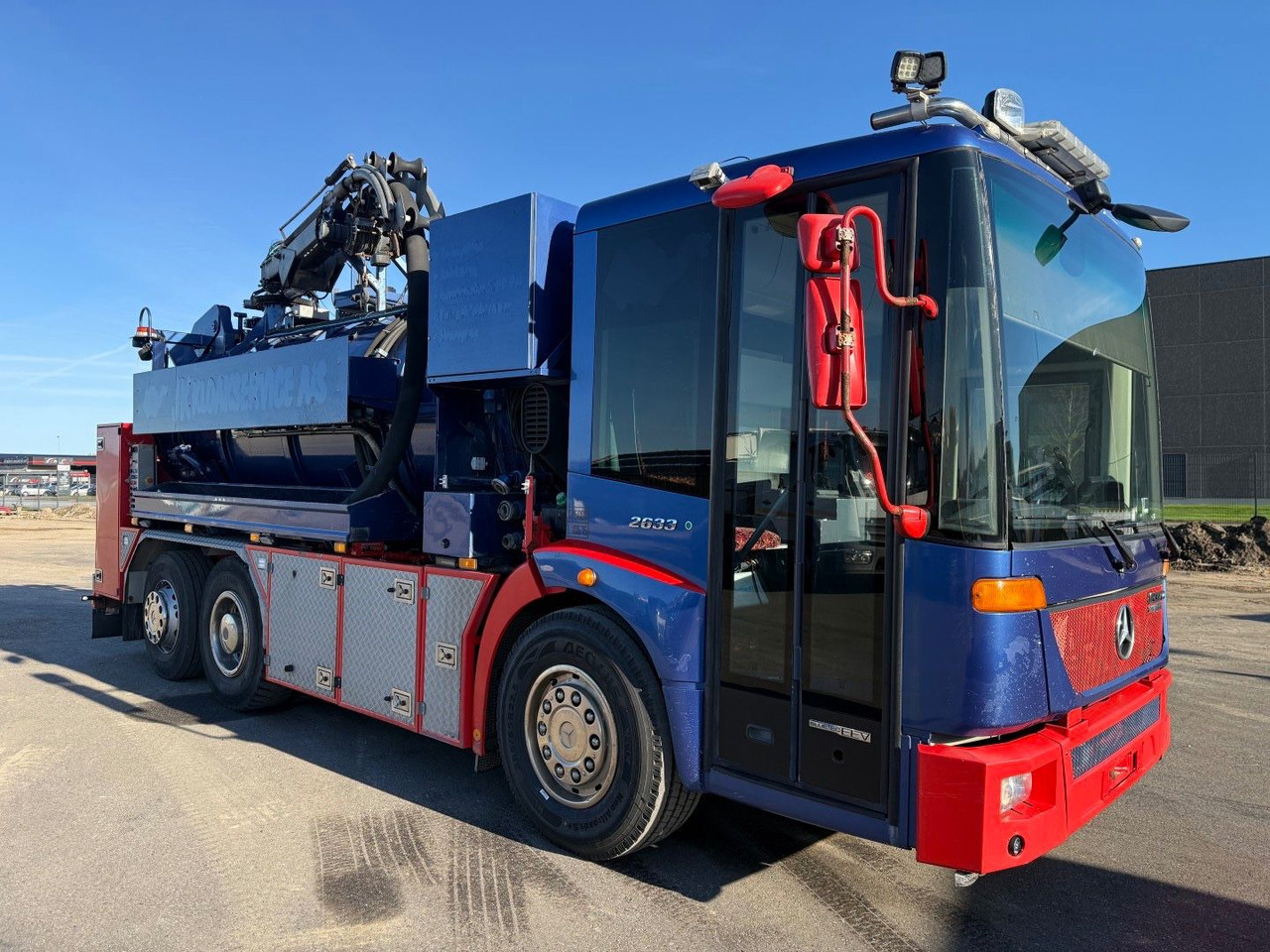 Mercedes-Benz Econic 2633 6x2*4 Hvidtved Larsen SLP309 Euro 5 - Vakum kamion: slika Mercedes-Benz Econic 2633 6x2*4 Hvidtved Larsen SLP309 Euro 5 - Vakum kamion Mercedes-Benz Econic 2633 6x2*4 Hvidtved Larsen SLP309 Euro 5 - Vakum kamion: slika Mercedes-Benz Econic 2633 6x2*4 Hvidtved Larsen SLP309 Euro 5 - Vakum kamion