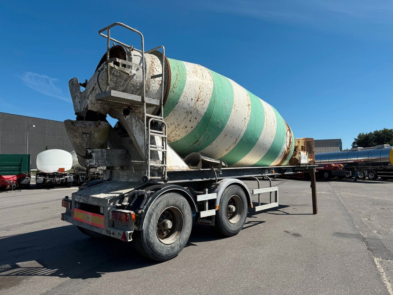 Le Cinena 12 m2 Baruval 2 axle Concrete trailer Lecinena 12 m3 Baruval 2 achse Beton/Concrete mixer - Poluprikolica: slika Le Cinena 12 m2 Baruval 2 axle Concrete trailer Lecinena 12 m3 Baruval 2 achse Beton/Concrete mixer - Poluprikolica Le Cinena 12 m2 Baruval 2 axle Concrete trailer Lecinena 12 m3 Baruval 2 achse Beton/Concrete mixer - Poluprikolica: slika Le Cinena 12 m2 Baruval 2 axle Concrete trailer Lecinena 12 m3 Baruval 2 achse Beton/Concrete mixer - Poluprikolica