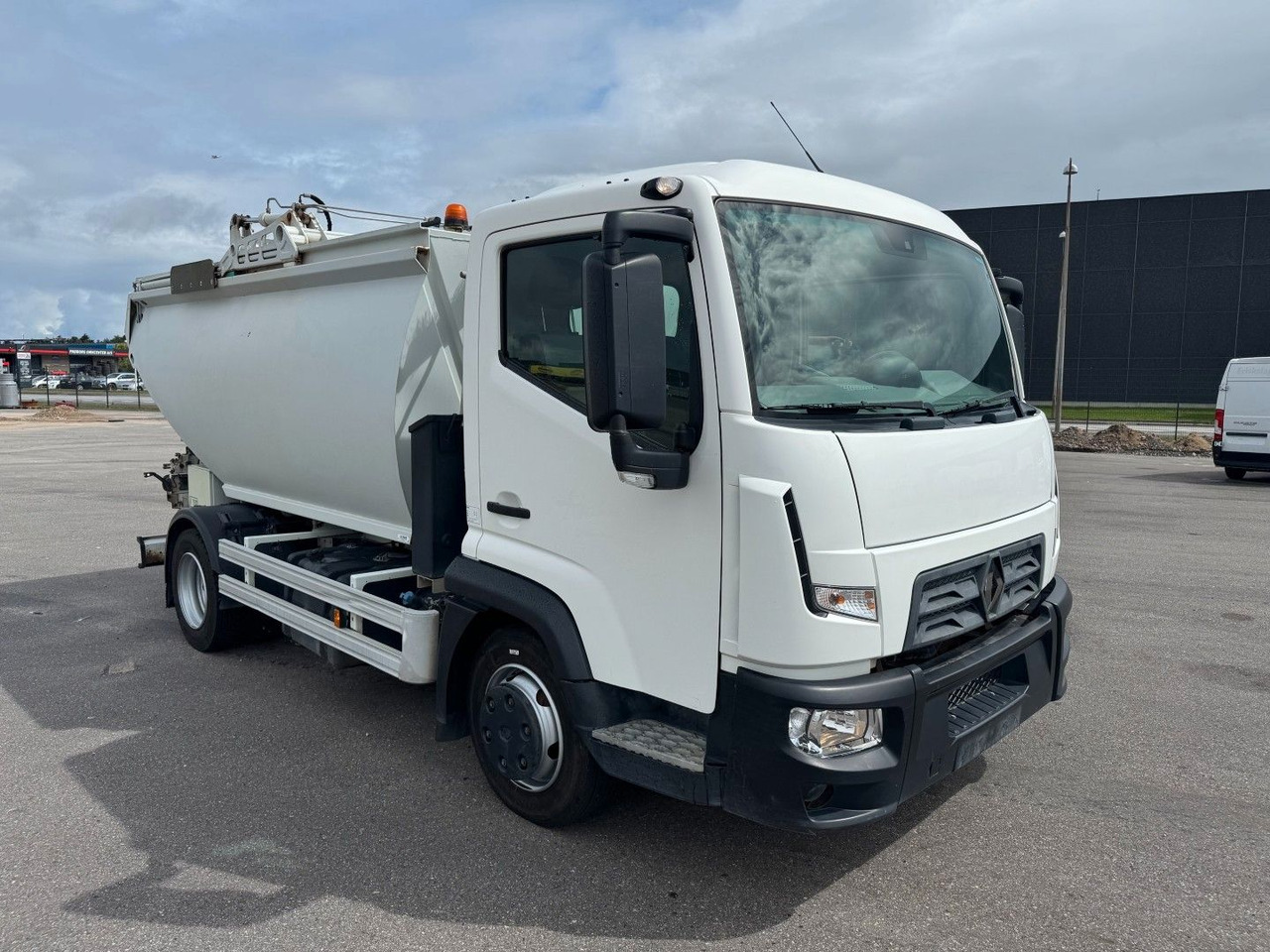 Renault D7.5 180 4x2 Semat/Techno Azimut 8 m3 Garbage - Kamion za odvoz smeća: slika Renault D7.5 180 4x2 Semat/Techno Azimut 8 m3 Garbage - Kamion za odvoz smeća Renault D7.5 180 4x2 Semat/Techno Azimut 8 m3 Garbage - Kamion za odvoz smeća: slika Renault D7.5 180 4x2 Semat/Techno Azimut 8 m3 Garbage - Kamion za odvoz smeća