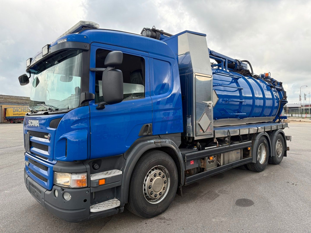 Scania 6x2*4 Eur-Mark PKI 12.1A Stainless Euro 5 - Vakum kamion: slika Scania 6x2*4 Eur-Mark PKI 12.1A Stainless Euro 5 - Vakum kamion Scania 6x2*4 Eur-Mark PKI 12.1A Stainless Euro 5 - Vakum kamion: slika Scania 6x2*4 Eur-Mark PKI 12.1A Stainless Euro 5 - Vakum kamion