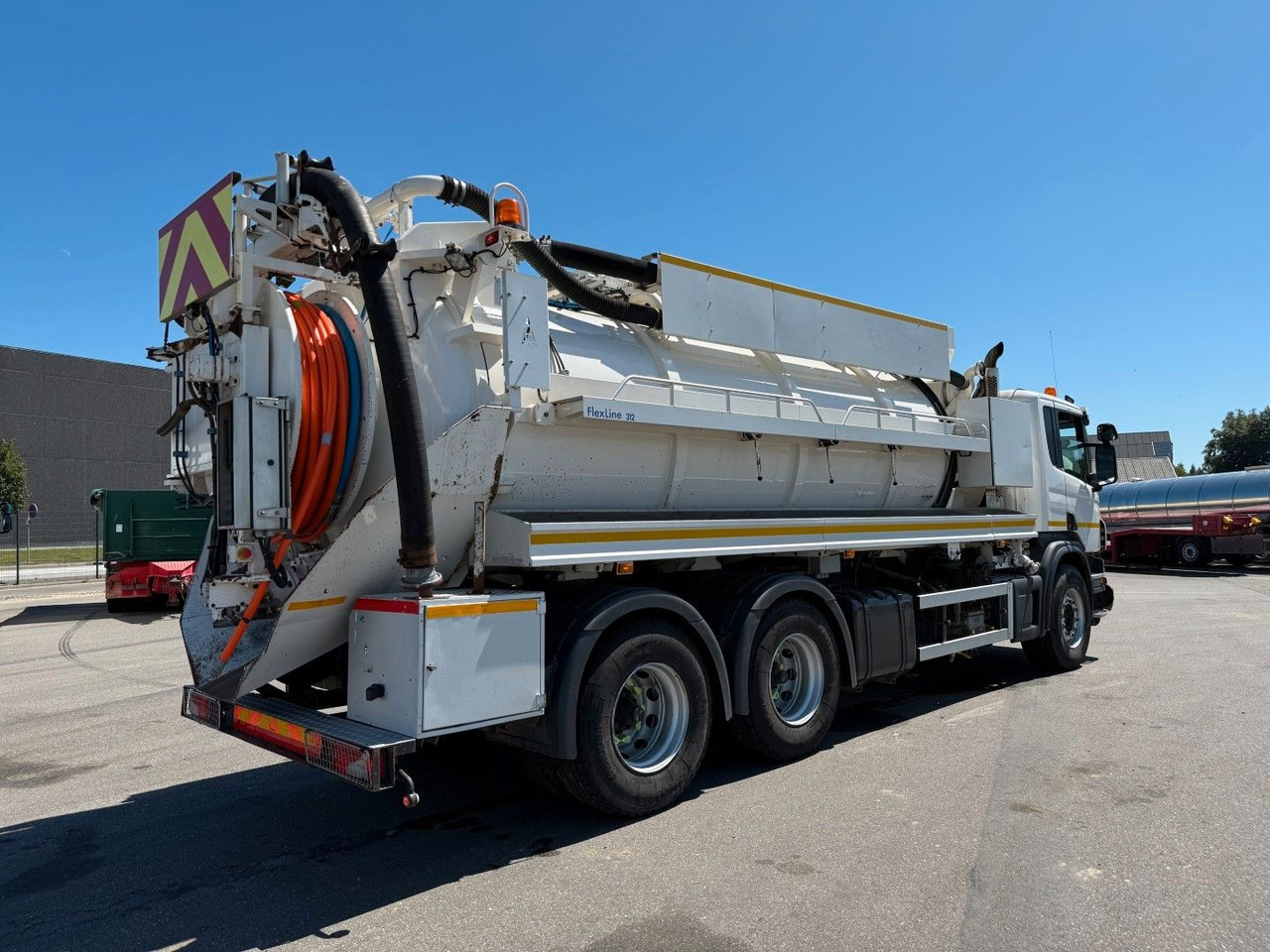 Scania P360 6x4 RHD Hvidtved Larsen FlexLine 312 - Vakum kamion: slika Scania P360 6x4 RHD Hvidtved Larsen FlexLine 312 - Vakum kamion Scania P360 6x4 RHD Hvidtved Larsen FlexLine 312 - Vakum kamion: slika Scania P360 6x4 RHD Hvidtved Larsen FlexLine 312 - Vakum kamion