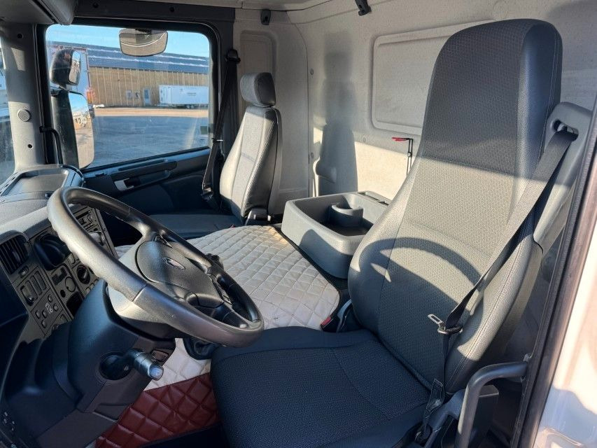 Scania P360 Euro 6 6x4 JHL Hvidtved Larsen FlexLine 312 - Vakum kamion: slika Scania P360 Euro 6 6x4 JHL Hvidtved Larsen FlexLine 312 - Vakum kamion Scania P360 Euro 6 6x4 JHL Hvidtved Larsen FlexLine 312 - Vakum kamion: slika Scania P360 Euro 6 6x4 JHL Hvidtved Larsen FlexLine 312 - Vakum kamion