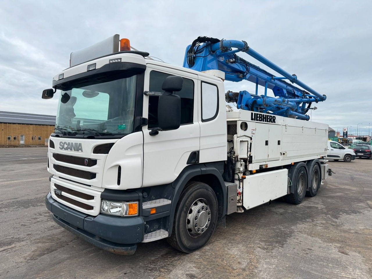 Scania P370 6x4 Liebherr THP140H 24 M4 XH Betonpumpe - Beton pumpa: slika Scania P370 6x4 Liebherr THP140H 24 M4 XH Betonpumpe - Beton pumpa Scania P370 6x4 Liebherr THP140H 24 M4 XH Betonpumpe - Beton pumpa: slika Scania P370 6x4 Liebherr THP140H 24 M4 XH Betonpumpe - Beton pumpa