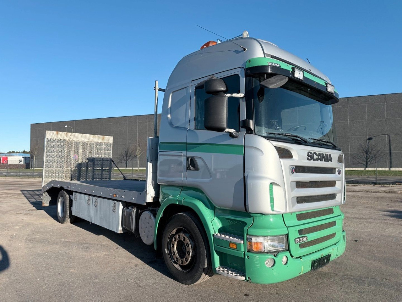 Scania R380 4x2 Autotransport with hydraulic ramp - Autotransporter: slika Scania R380 4x2 Autotransport with hydraulic ramp - Autotransporter Scania R380 4x2 Autotransport with hydraulic ramp - Autotransporter: slika Scania R380 4x2 Autotransport with hydraulic ramp - Autotransporter