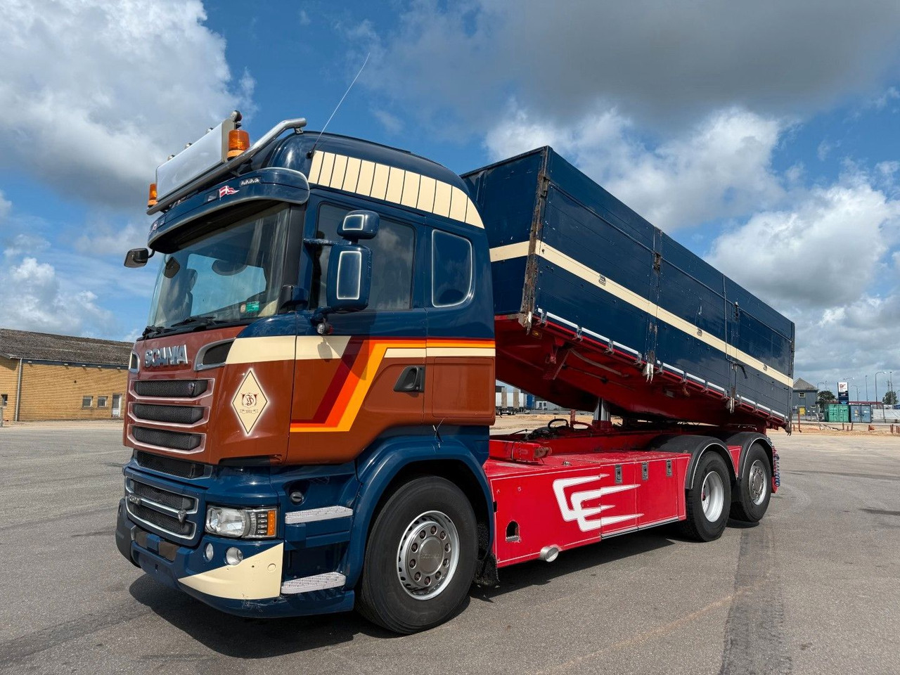 Scania R520 6x2 Highline Getreidekipper Euro 6 - Kiper: slika Scania R520 6x2 Highline Getreidekipper Euro 6 - Kiper Scania R520 6x2 Highline Getreidekipper Euro 6 - Kiper: slika Scania R520 6x2 Highline Getreidekipper Euro 6 - Kiper