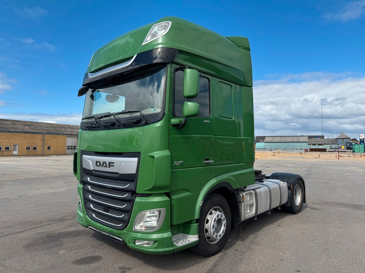 DAF XF 450 4x2 SSC Euro 6 - Tegljač: slika DAF XF 450 4x2 SSC Euro 6 - Tegljač DAF XF 450 4x2 SSC Euro 6 - Tegljač: slika DAF XF 450 4x2 SSC Euro 6 - Tegljač