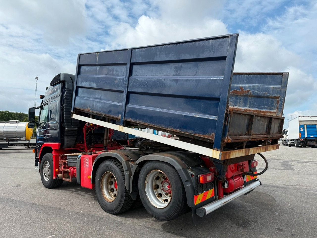Volvo FM 480 6x2 Tractor unit with Tipper - Tegljač: slika Volvo FM 480 6x2 Tractor unit with Tipper - Tegljač Volvo FM 480 6x2 Tractor unit with Tipper - Tegljač: slika Volvo FM 480 6x2 Tractor unit with Tipper - Tegljač
