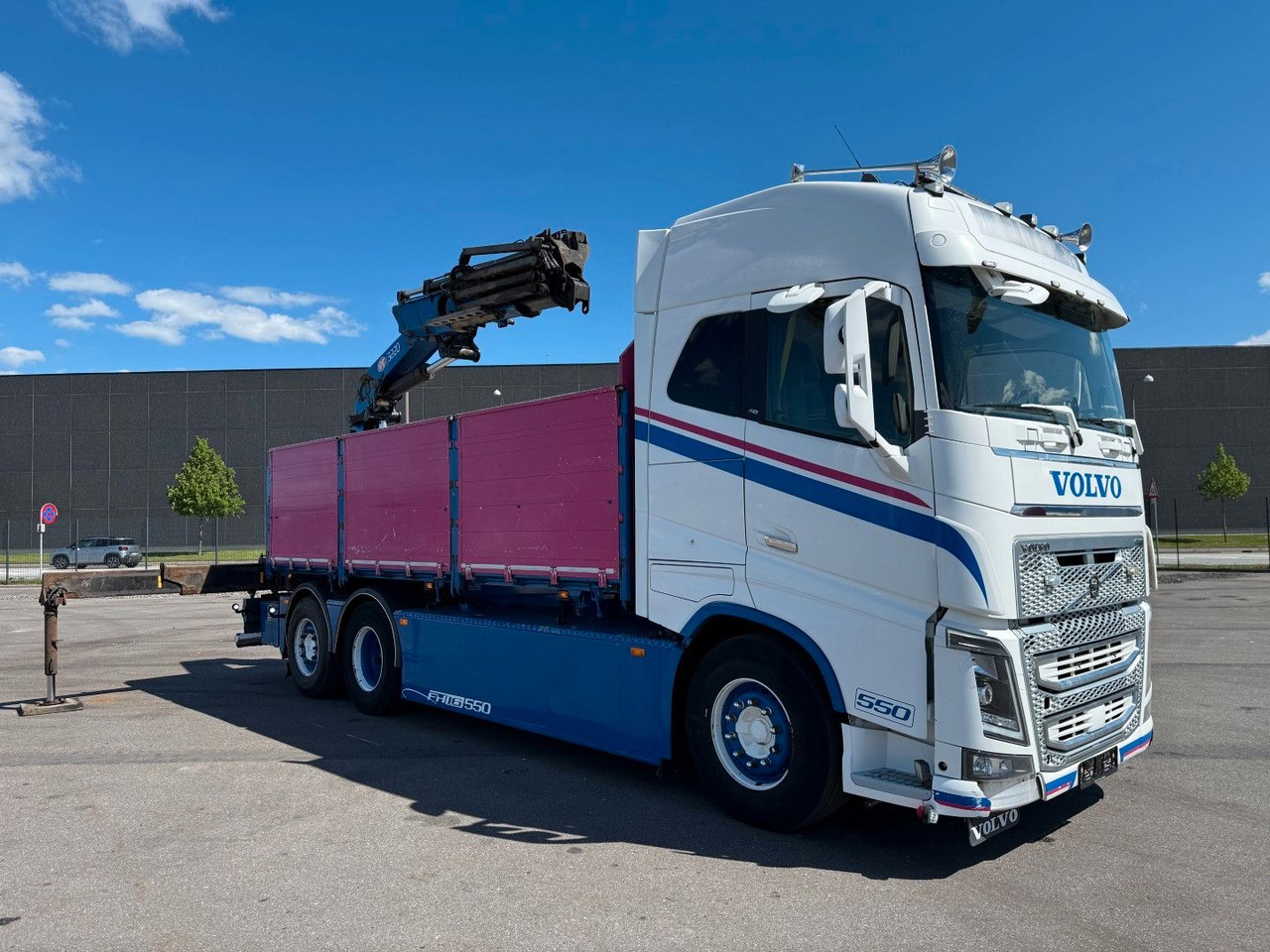 Volvo FH 16.550 6x2*4 / Crane HMF 3220K4 Euro 6 - Kamion s kranom: slika Volvo FH 16.550 6x2*4 / Crane HMF 3220K4 Euro 6 - Kamion s kranom Volvo FH 16.550 6x2*4 / Crane HMF 3220K4 Euro 6 - Kamion s kranom: slika Volvo FH 16.550 6x2*4 / Crane HMF 3220K4 Euro 6 - Kamion s kranom