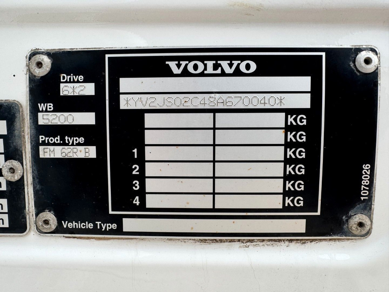 Kamion cisterna Volvo FM 440 8x2*6 24.000 l. ADR Tanktruck: slika Kamion cisterna Volvo FM 440 8x2*6 24.000 l. ADR Tanktruck