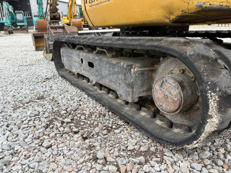 Caterpillar 301.7D - Mini bager: slika Caterpillar 301.7D - Mini bager Caterpillar 301.7D - Mini bager: slika Caterpillar 301.7D - Mini bager