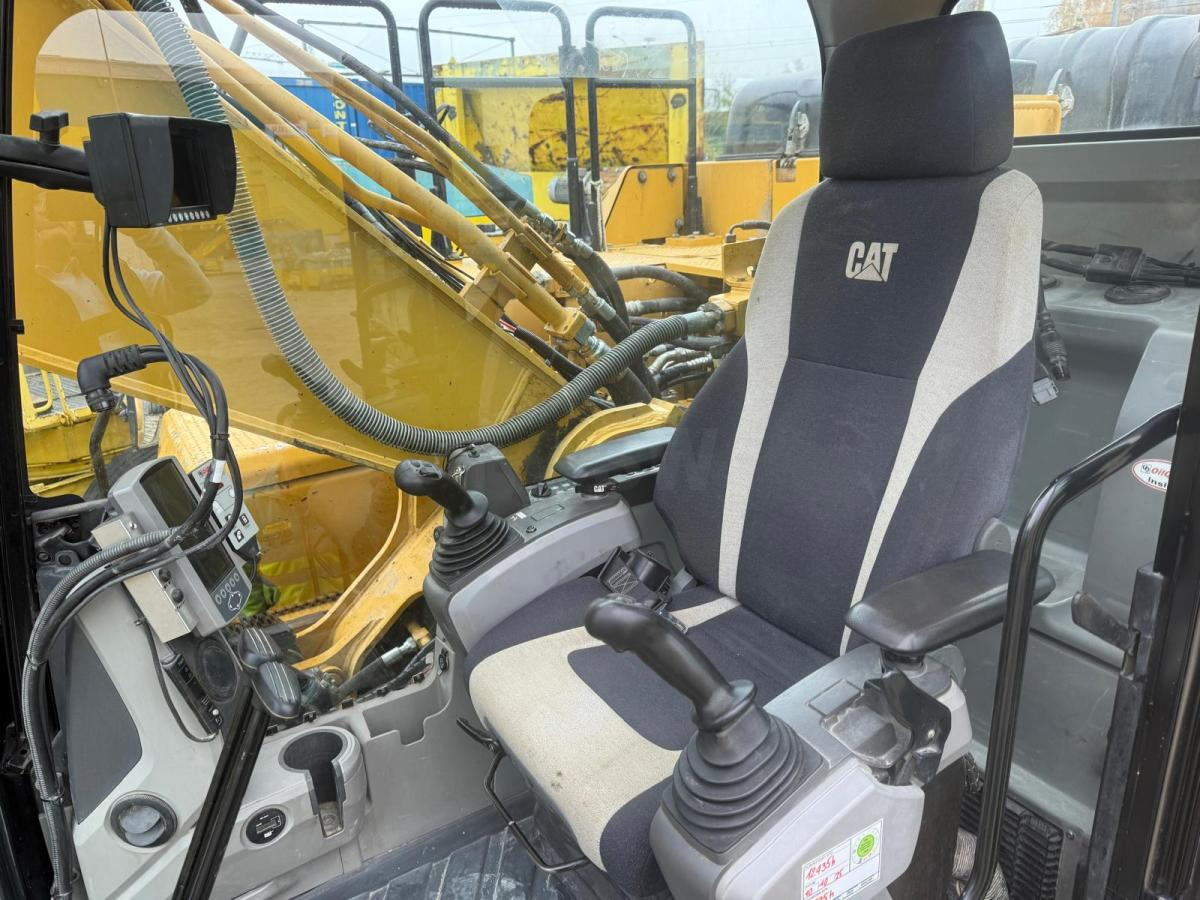 Caterpillar 330FLN - Bager gusjeničar: slika Caterpillar 330FLN - Bager gusjeničar Caterpillar 330FLN - Bager gusjeničar: slika Caterpillar 330FLN - Bager gusjeničar