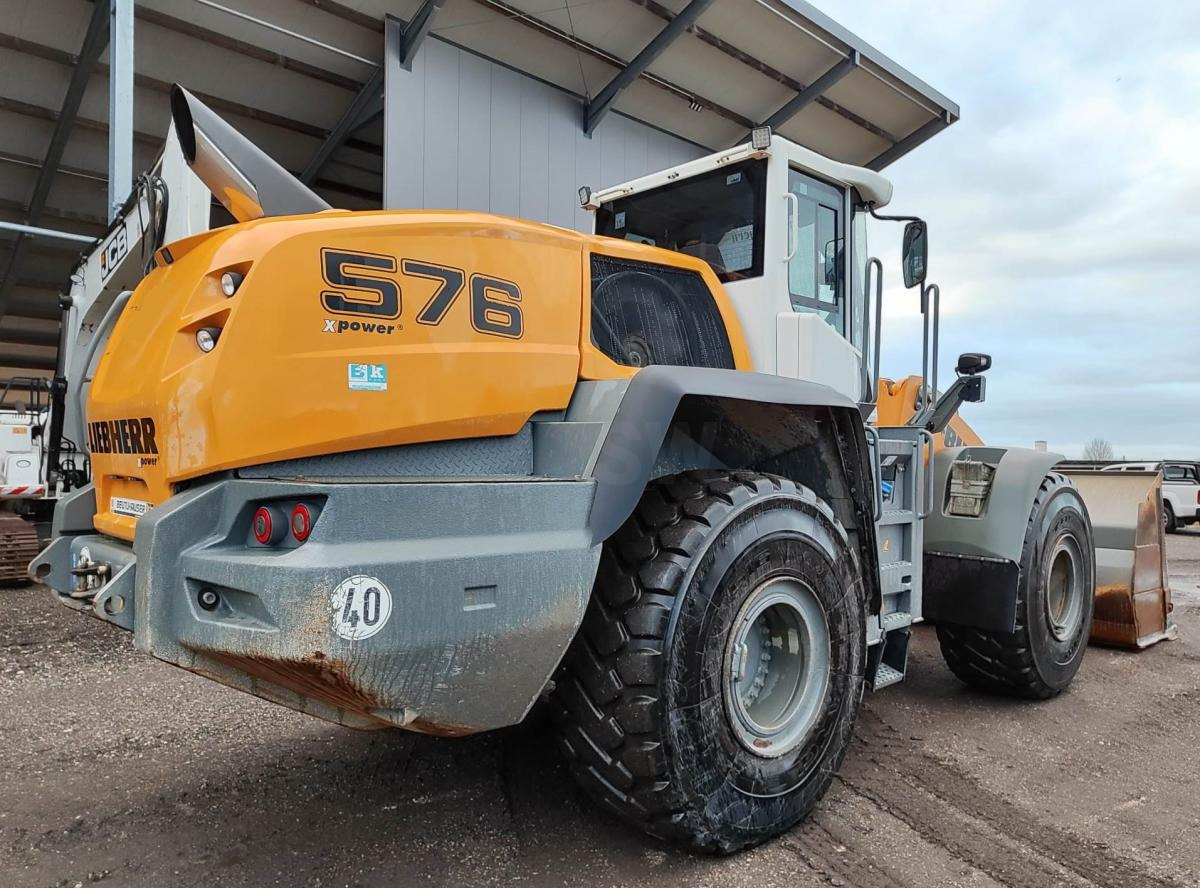 Liebherr L576 X-Power - Utovarivač na kotačima: slika Liebherr L576 X-Power - Utovarivač na kotačima Liebherr L576 X-Power - Utovarivač na kotačima: slika Liebherr L576 X-Power - Utovarivač na kotačima