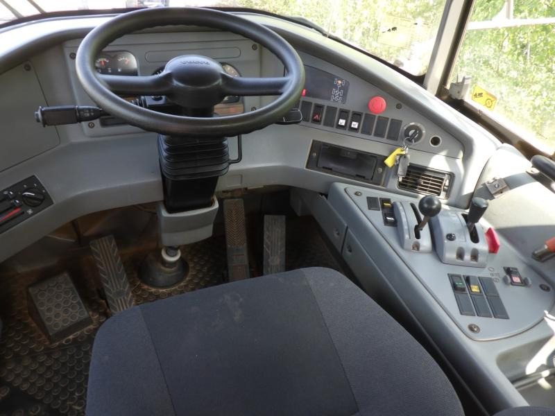 Volvo A 40 E 6x6 - Zglobni istovarivač: slika Volvo A 40 E 6x6 - Zglobni istovarivač Volvo A 40 E 6x6 - Zglobni istovarivač: slika Volvo A 40 E 6x6 - Zglobni istovarivač