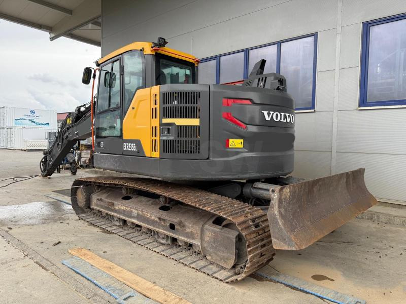 Volvo ECR235EL - Bager gusjeničar: slika Volvo ECR235EL - Bager gusjeničar Volvo ECR235EL - Bager gusjeničar: slika Volvo ECR235EL - Bager gusjeničar