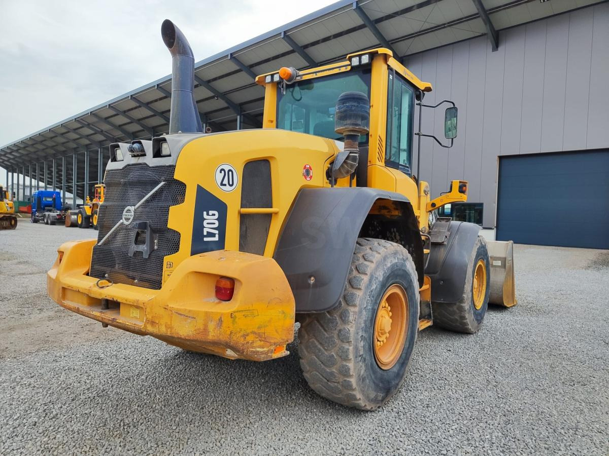 Volvo L 70 G - Utovarivač na kotačima: slika Volvo L 70 G - Utovarivač na kotačima Volvo L 70 G - Utovarivač na kotačima: slika Volvo L 70 G - Utovarivač na kotačima