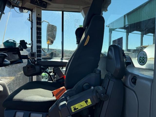 Volvo L110H - Utovarivač na kotačima: slika Volvo L110H - Utovarivač na kotačima Volvo L110H - Utovarivač na kotačima: slika Volvo L110H - Utovarivač na kotačima