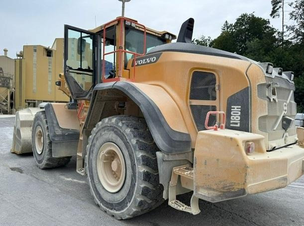 Volvo L180H - Utovarivač na kotačima: slika Volvo L180H - Utovarivač na kotačima Volvo L180H - Utovarivač na kotačima: slika Volvo L180H - Utovarivač na kotačima