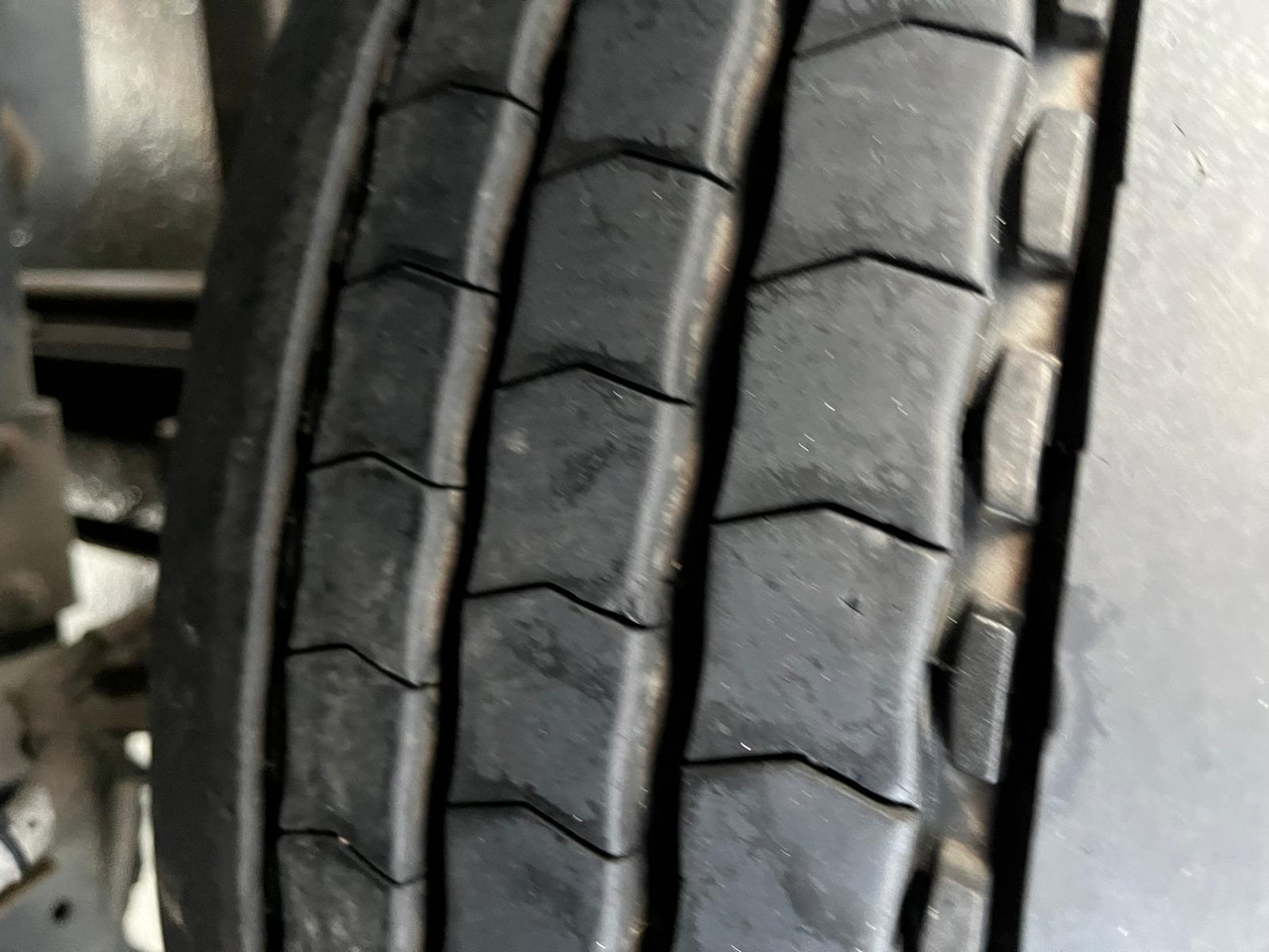 Iveco Eurocargo 120 E 22 - Kamion s ceradom: slika Iveco Eurocargo 120 E 22 - Kamion s ceradom Iveco Eurocargo 120 E 22 - Kamion s ceradom: slika Iveco Eurocargo 120 E 22 - Kamion s ceradom