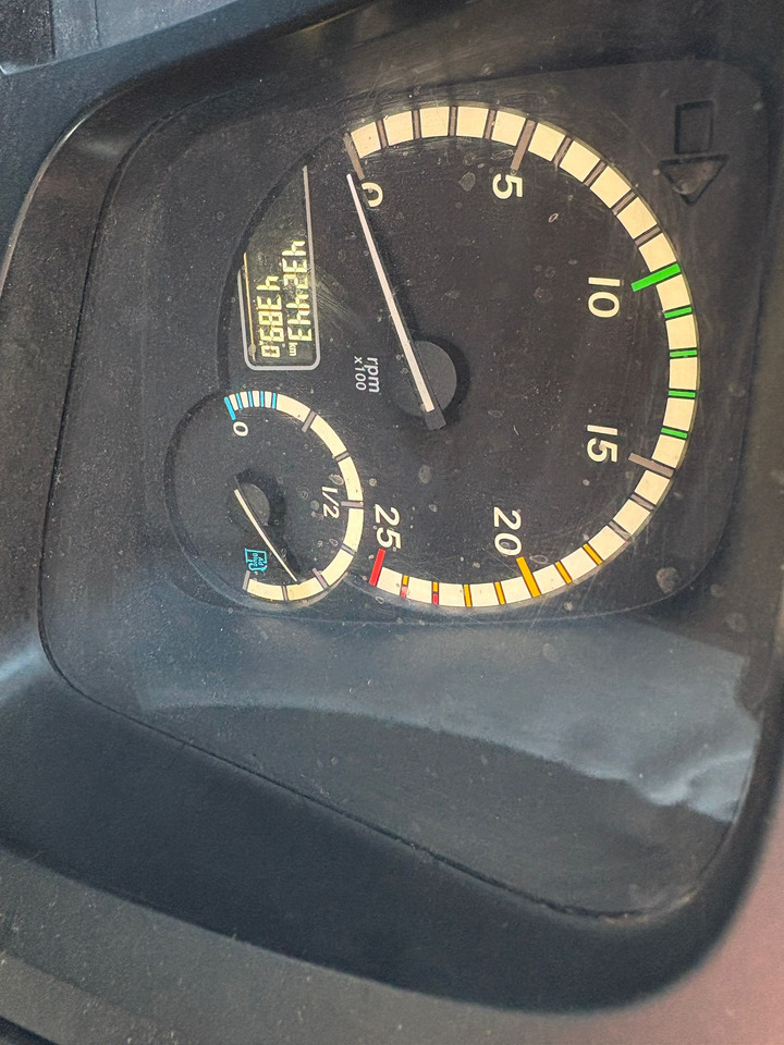 Mercedes Arocs 3240 - Kamion s otvorenim sandukom: slika Mercedes Arocs 3240 - Kamion s otvorenim sandukom Mercedes Arocs 3240 - Kamion s otvorenim sandukom: slika Mercedes Arocs 3240 - Kamion s otvorenim sandukom