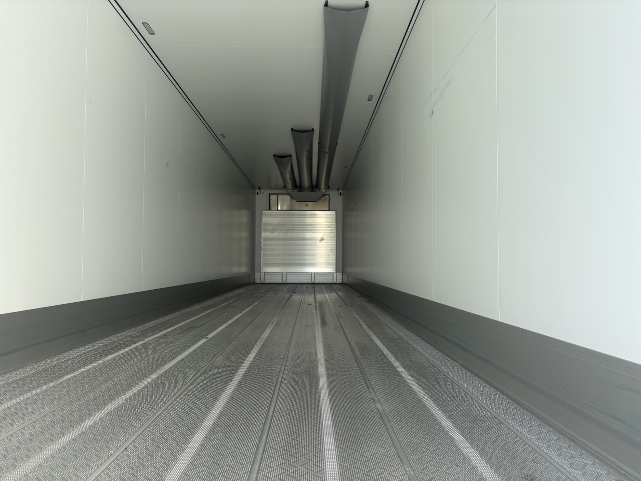 Schmitz Cargobull - Poluprikolica hladnjača: slika Schmitz Cargobull - Poluprikolica hladnjača Schmitz Cargobull - Poluprikolica hladnjača: slika Schmitz Cargobull - Poluprikolica hladnjača