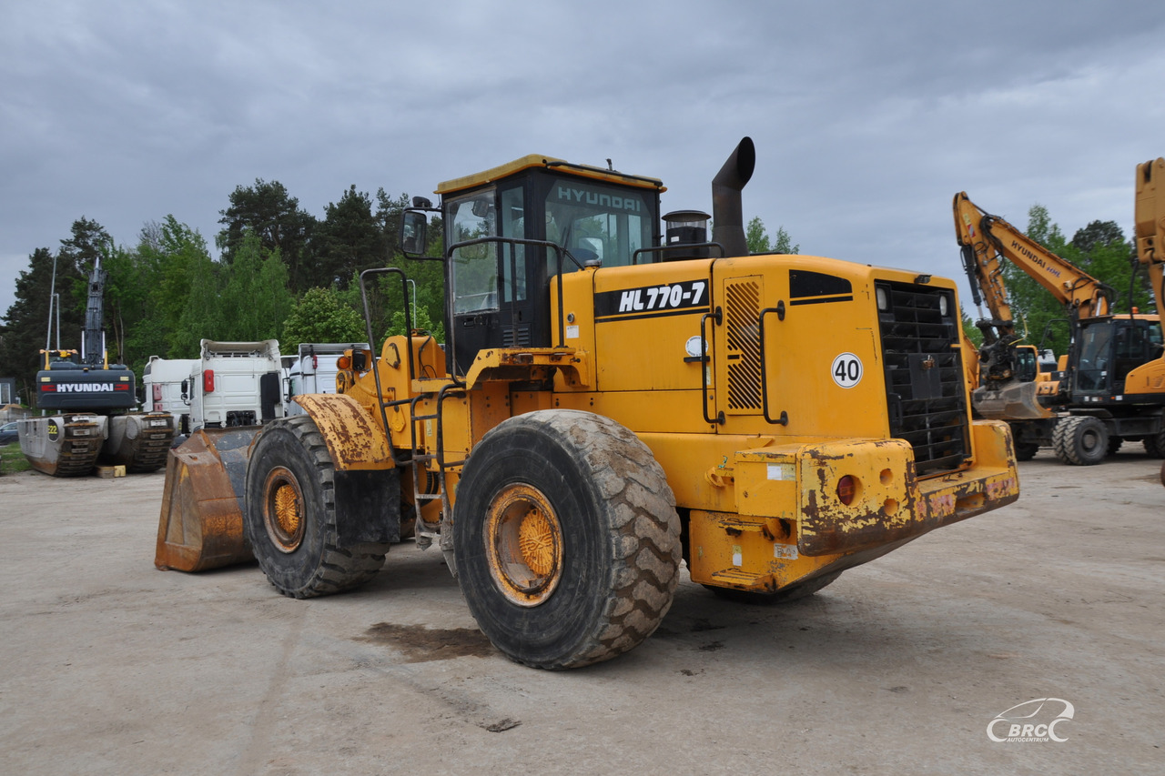 Hyundai HL770-7 - Utovarivač na kotačima: slika Hyundai HL770-7 - Utovarivač na kotačima Hyundai HL770-7 - Utovarivač na kotačima: slika Hyundai HL770-7 - Utovarivač na kotačima