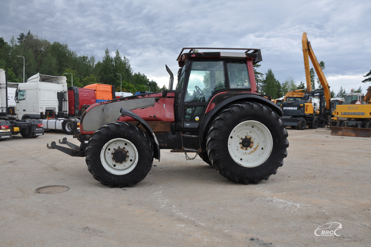 Valtra T190 - Traktor: slika Valtra T190 - Traktor Valtra T190 - Traktor: slika Valtra T190 - Traktor