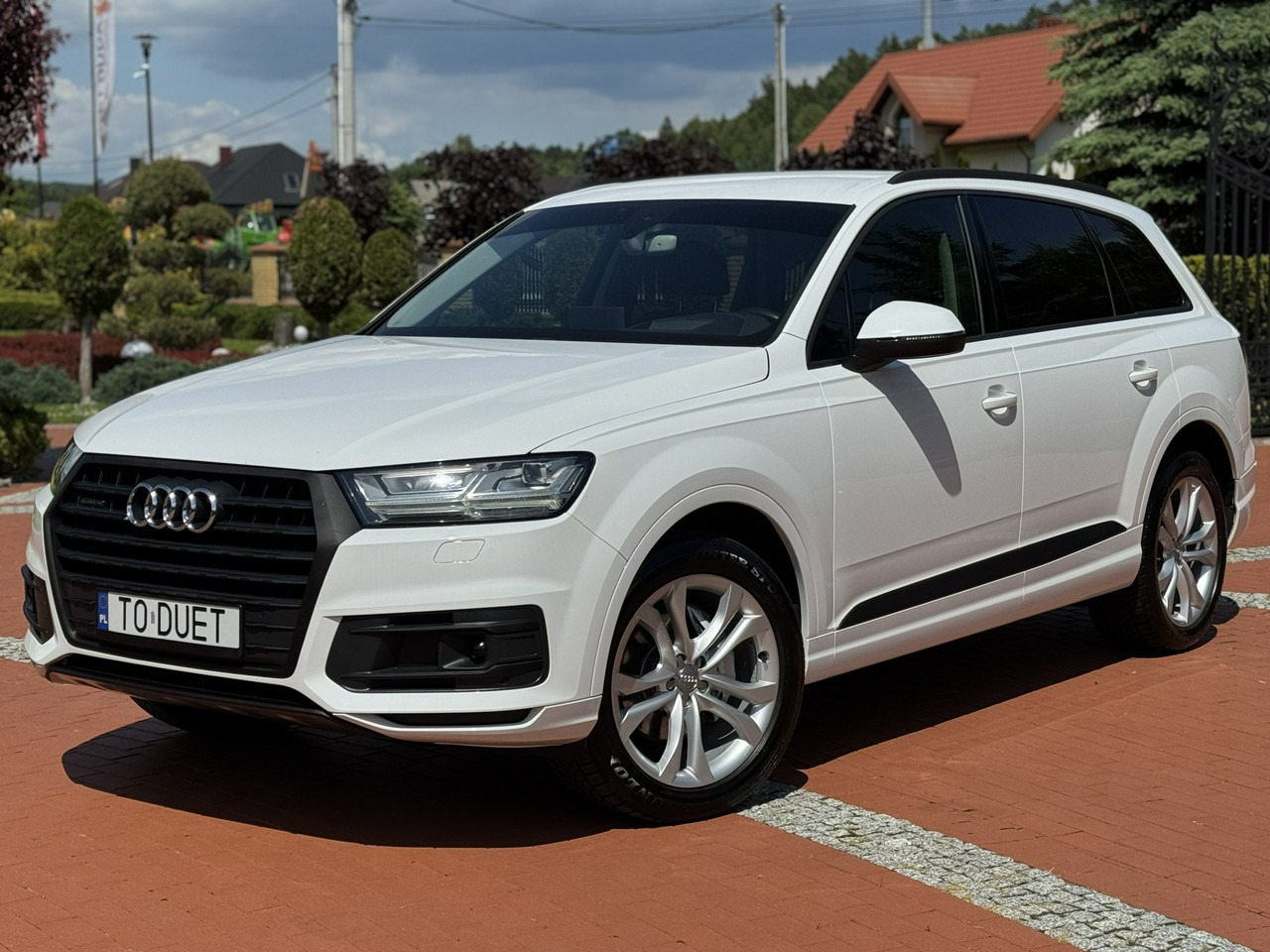 Audi Q7 - SUV: slika Audi Q7 - SUV Audi Q7 - SUV: slika Audi Q7 - SUV