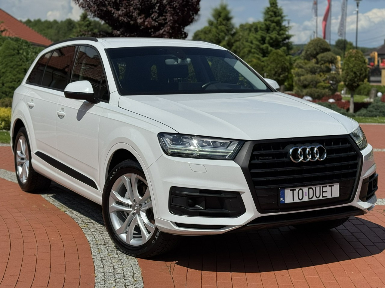 Audi Q7 - SUV: slika Audi Q7 - SUV Audi Q7 - SUV: slika Audi Q7 - SUV