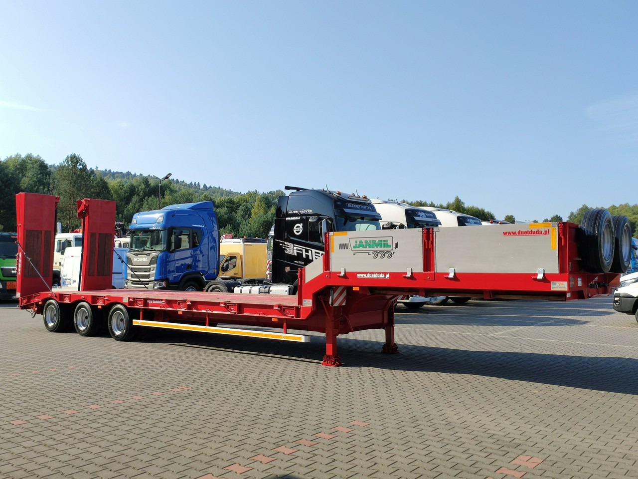 Bodex JANMIL Burtówka Laweta Niskopodłogowa Podczołgówka 3-Osie - Poluprikolica s niskim utovarivačem: slika Bodex JANMIL Burtówka Laweta Niskopodłogowa Podczołgówka 3-Osie - Poluprikolica s niskim utovarivačem Bodex JANMIL Burtówka Laweta Niskopodłogowa Podczołgówka 3-Osie - Poluprikolica s niskim utovarivačem: slika Bodex JANMIL Burtówka Laweta Niskopodłogowa Podczołgówka 3-Osie - Poluprikolica s niskim utovarivačem