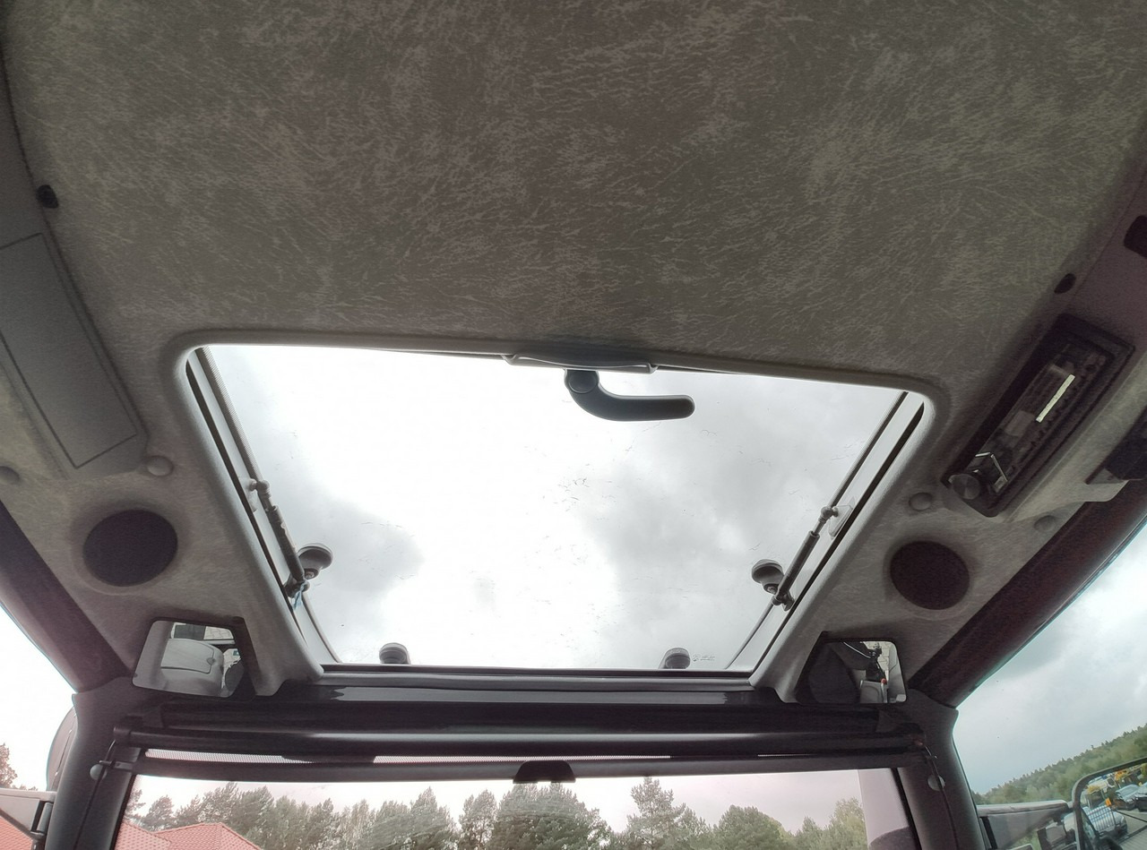 Traktor Deutz Fahr Agrotron M620 4x4 Przedni Tuz Wałek W.O.M Wyjścia do Przyczepy: slika Traktor Deutz Fahr Agrotron M620 4x4 Przedni Tuz Wałek W.O.M Wyjścia do Przyczepy Traktor Deutz Fahr Agrotron M620 4x4 Przedni Tuz Wałek W.O.M Wyjścia do Przyczepy: slika Traktor Deutz Fahr Agrotron M620 4x4 Przedni Tuz Wałek W.O.M Wyjścia do Przyczepy